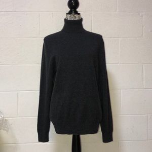 Gray BlackBrown 1826 cashmere turtle neck sweater.